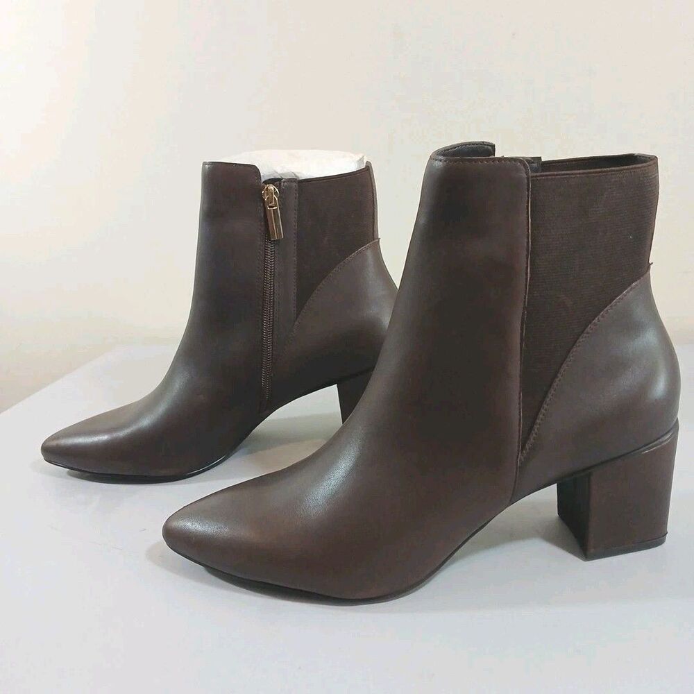 Comfortview Women's Maxton Helled Ankle Bootie 12WW Burgundy